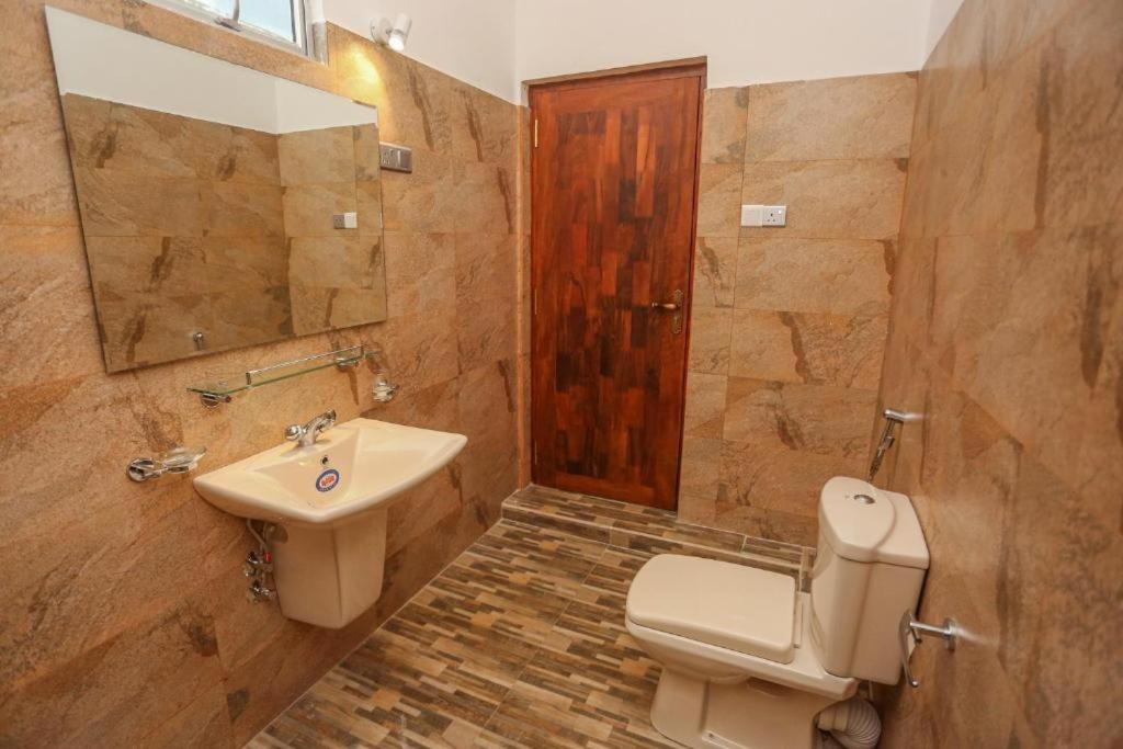 Nirosha Guest House Galle Buitenkant foto
