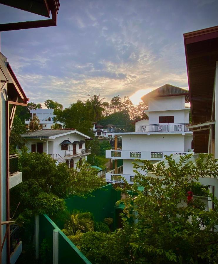 Nirosha Guest House Galle Buitenkant foto