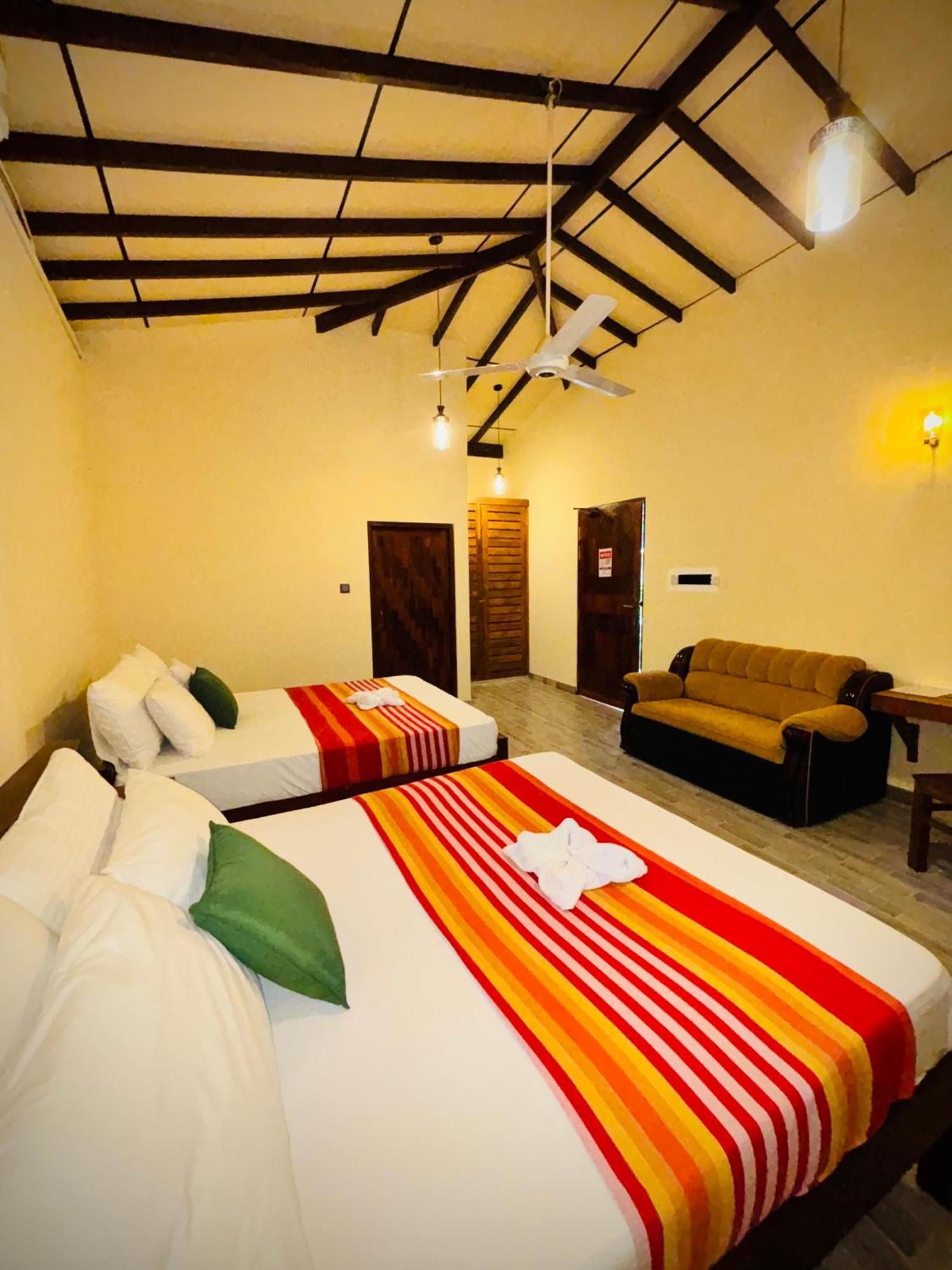 Nirosha Guest House Galle Buitenkant foto